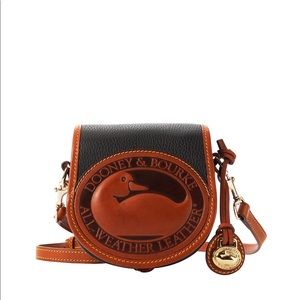 New w/o tags Dooney All Weather Leather 2 Duck Bag